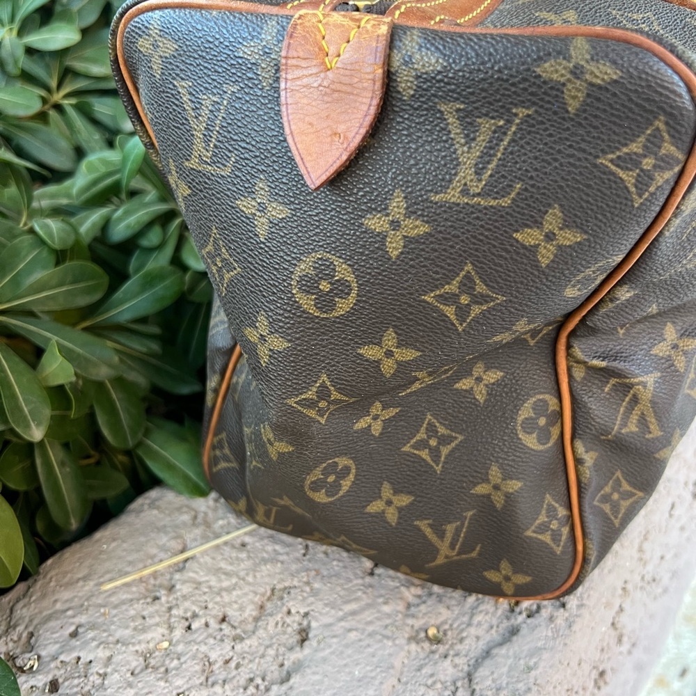 Louis Vuitton Square Sac Souple 45 - Picture 4 of 10